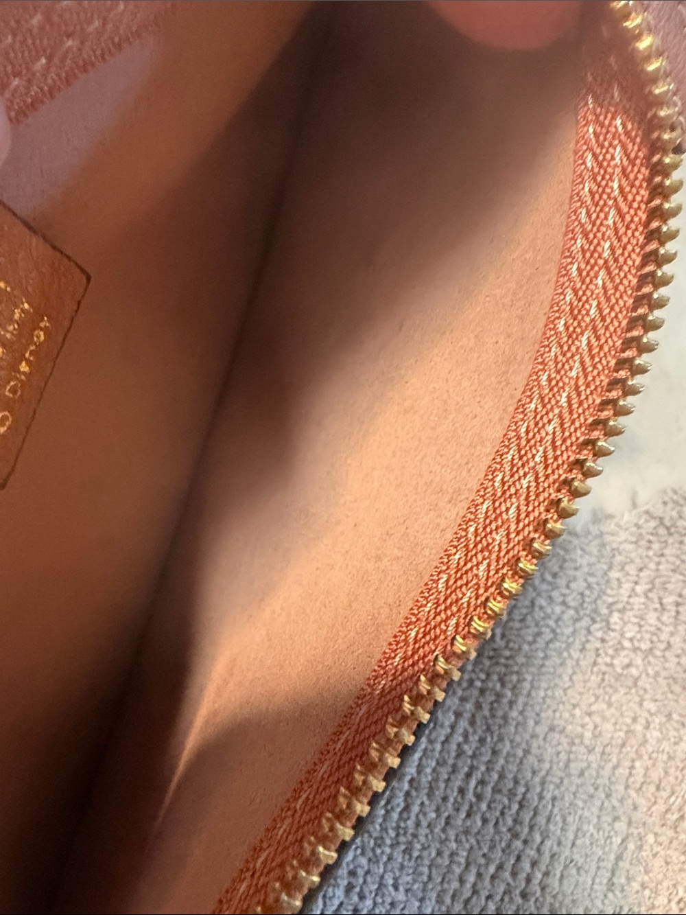 Gucci X Disney Brown and Tan Mickey Mouse Tote with Wrist Pouch - Picture 6 of 16